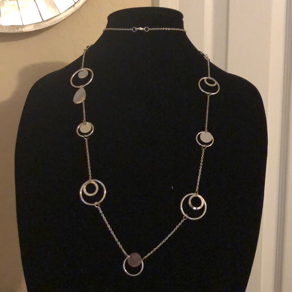 Long circle detail